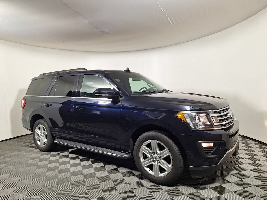 Used 2021 Ford Expedition XLT RWD image 3