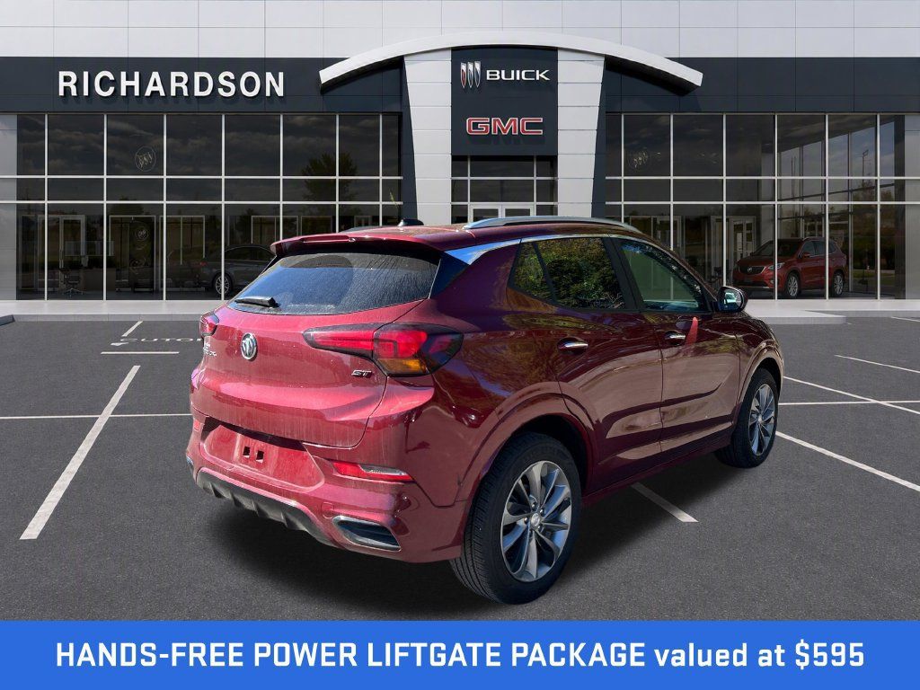 Used 2023 Buick Encore GX Select w/ Sport Touring Package FWD image 3