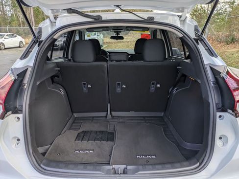 Certified 2024 Nissan Kicks SV image 27