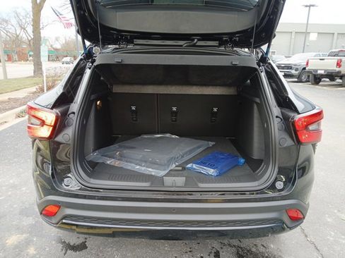 New 2026 Chevrolet Trax RS w/ Driver Confidence Package FWD image 23