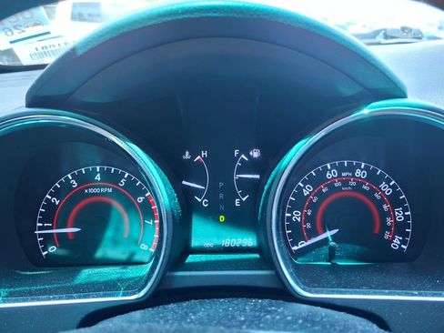 Used 2013 Toyota Highlander FWD w/ Cold Weather Pkg image 15