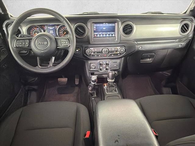 Used 2023 Jeep Gladiator Sport AWD/4WD image 22