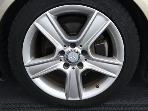 Used 2010 Mercedes-Benz C 300 C300 4MATIC Sport Sedan image 38