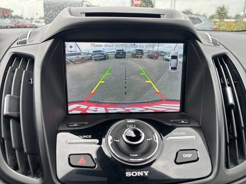Used 2017 Ford Escape Titanium AWD/4WD image 25