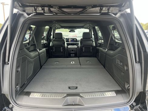 New 2026 Chevrolet Suburban Premier w/ Sun And Tow Package image 8