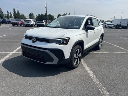 New 2025 Volkswagen Taos S image 29