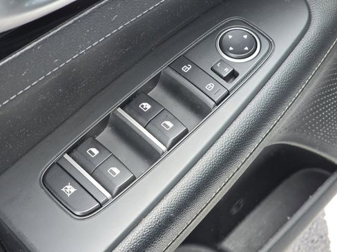 Used 2019 Kia Forte S w/ S Premium Package image 21