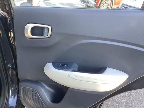 Certified 2026 Hyundai Venue SEL image 22