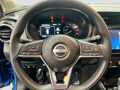 Used 2024 Nissan Kicks SV image 25