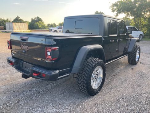 Used 2023 Jeep Gladiator Rubicon w/ LED Lighting Group AWD/4WD image 7