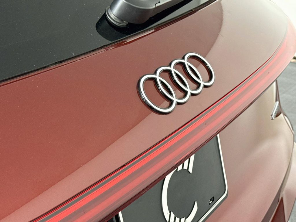 Certified 2025 Audi Q5 Premium AWD/4WD image 21