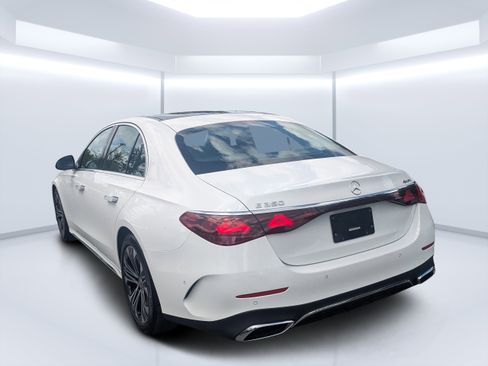 Certified 2025 Mercedes-Benz E 350 4MATIC Sedan image 5