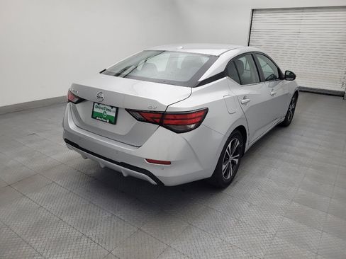 Used 2022 Nissan Sentra SV FWD image 9