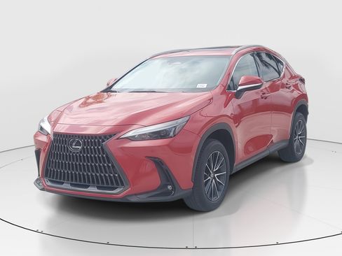 Certified 2024 Lexus NX 250 FWD w/ Towing Package (2000 Lbs) image 5