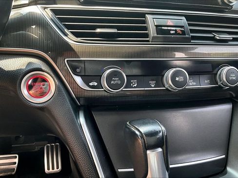 Used 2020 Honda Accord Sport image 14