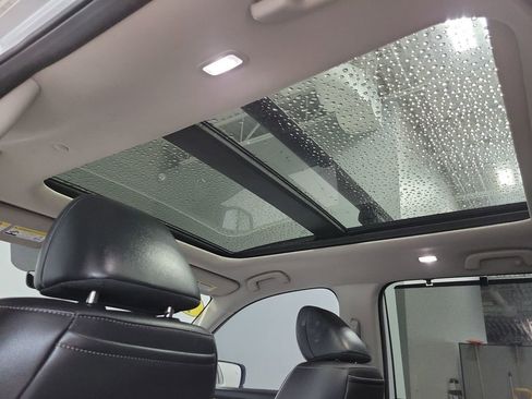 Used 2023 Honda Pilot Elite image 32