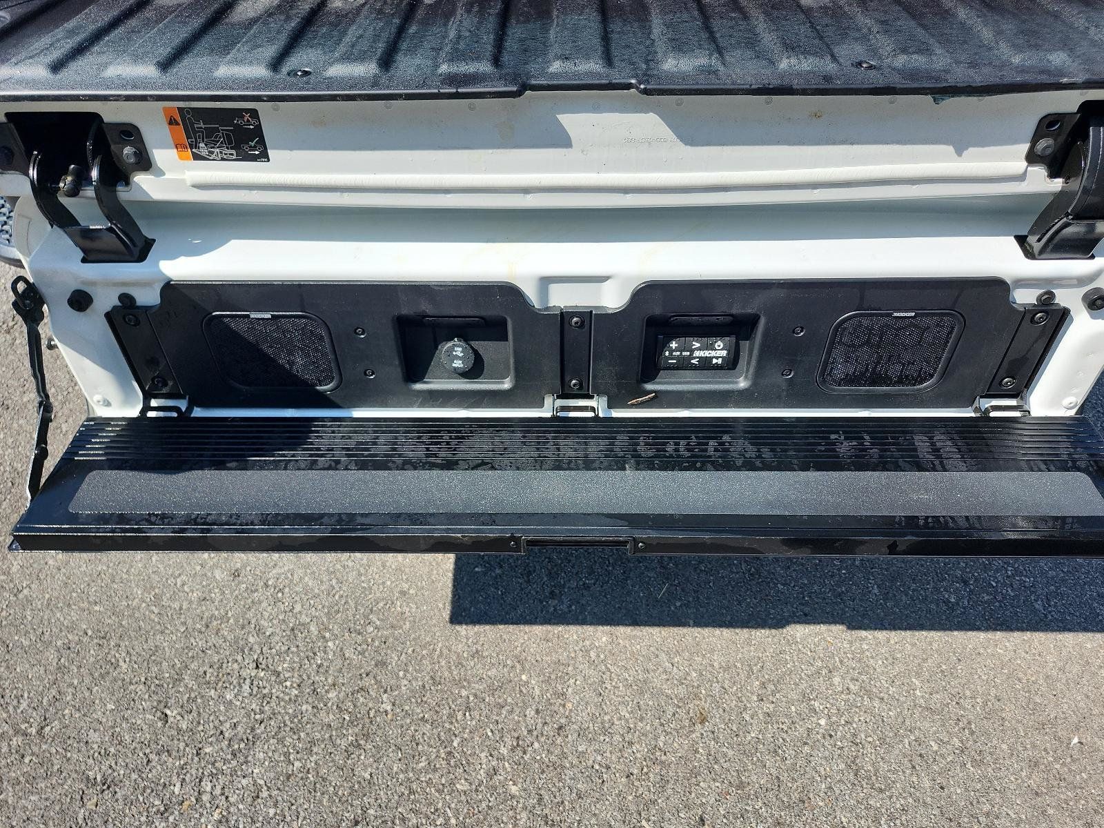 Used 2024 GMC Sierra 1500 AT4X AWD/4WD image 17