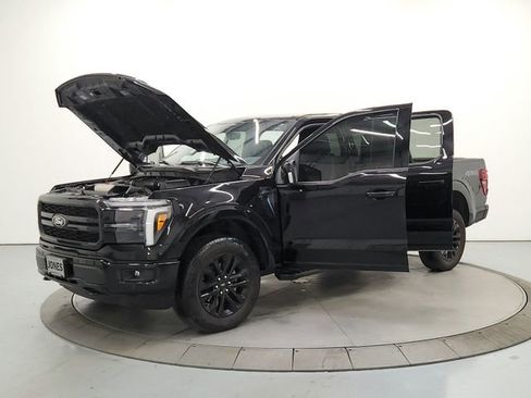 Used 2025 Ford F150 Lariat image 11