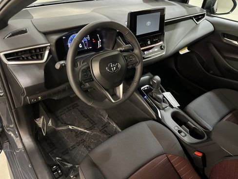 Used 2026 Toyota Corolla SE image 14