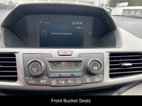 Used 2016 Honda Odyssey SE image 12