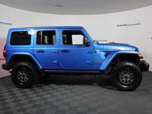 Used 2021 Jeep Wrangler Unlimited Rubicon w/ Trailer Tow Package AWD/4WD image 4