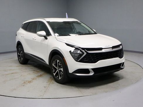 Used 2023 Kia Sportage EX image 1