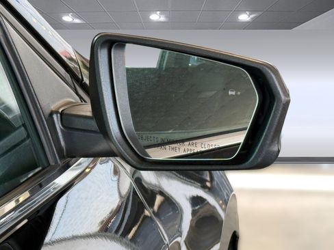 Used 2024 Chevrolet Equinox LT FWD image 33