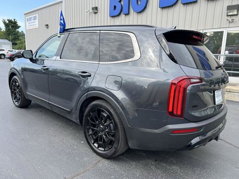 Used 2021 Kia Telluride SX w/ Nightfall Edition Package AWD/4WD image 3