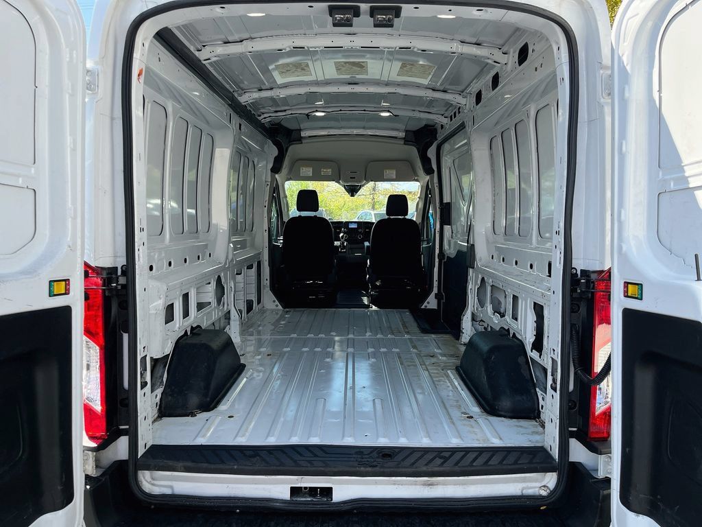 Used 2023 Ford Transit 250 Medium Roof RWD image 22