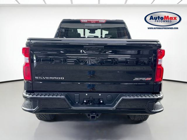 Used 2024 Chevrolet Silverado 1500 ZR2 w/ Technology Package AWD/4WD image 8