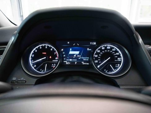 Used 2022 Toyota Camry SE AWD/4WD image 16