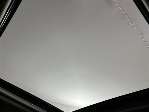 Used 2021 Subaru Forester Touring image 15