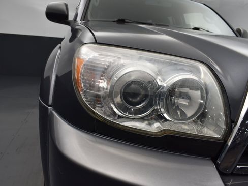 Used 2007 Toyota 4Runner SR5 image 6