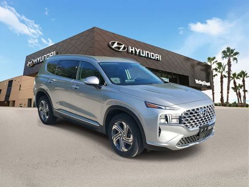 Used 2021 Hyundai Santa Fe SEL w/ Convenience Package image 4