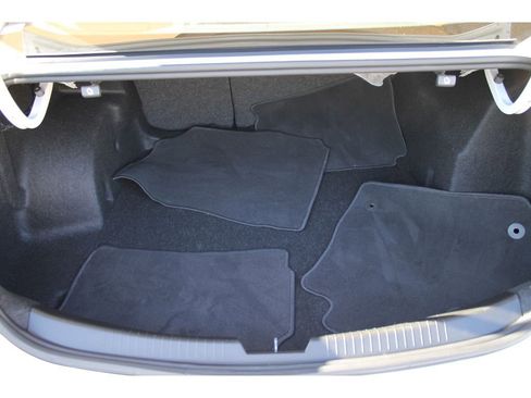 Used 2022 Chevrolet Malibu RS image 19