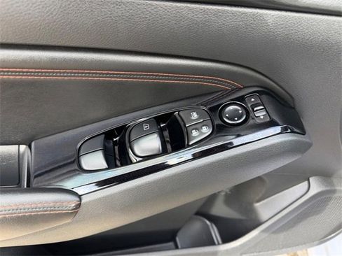 Used 2023 Nissan Altima 2.5 SR image 16