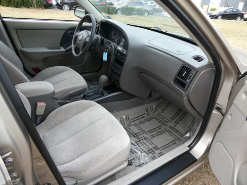 Used 2006 Hyundai Elantra GLS image 17