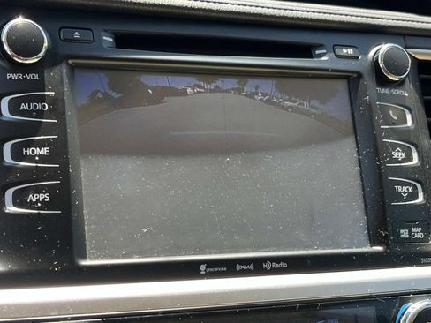 Used 2018 Toyota Highlander XLE FWD image 32