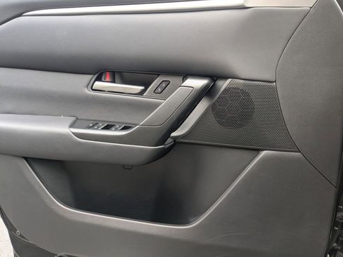 Used 2025 MAZDA CX-50 AWD 2.5 S w/ Premium Package image 11