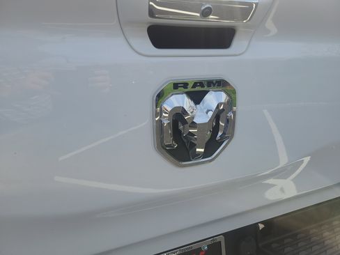 Used 2021 RAM 1500 Laramie image 29