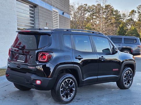 Used 2023 Jeep Renegade Trailhawk w/ Sun/Sound Group image 7