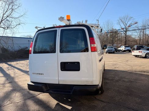 Used 2009 Chevrolet Express 1500 image 5
