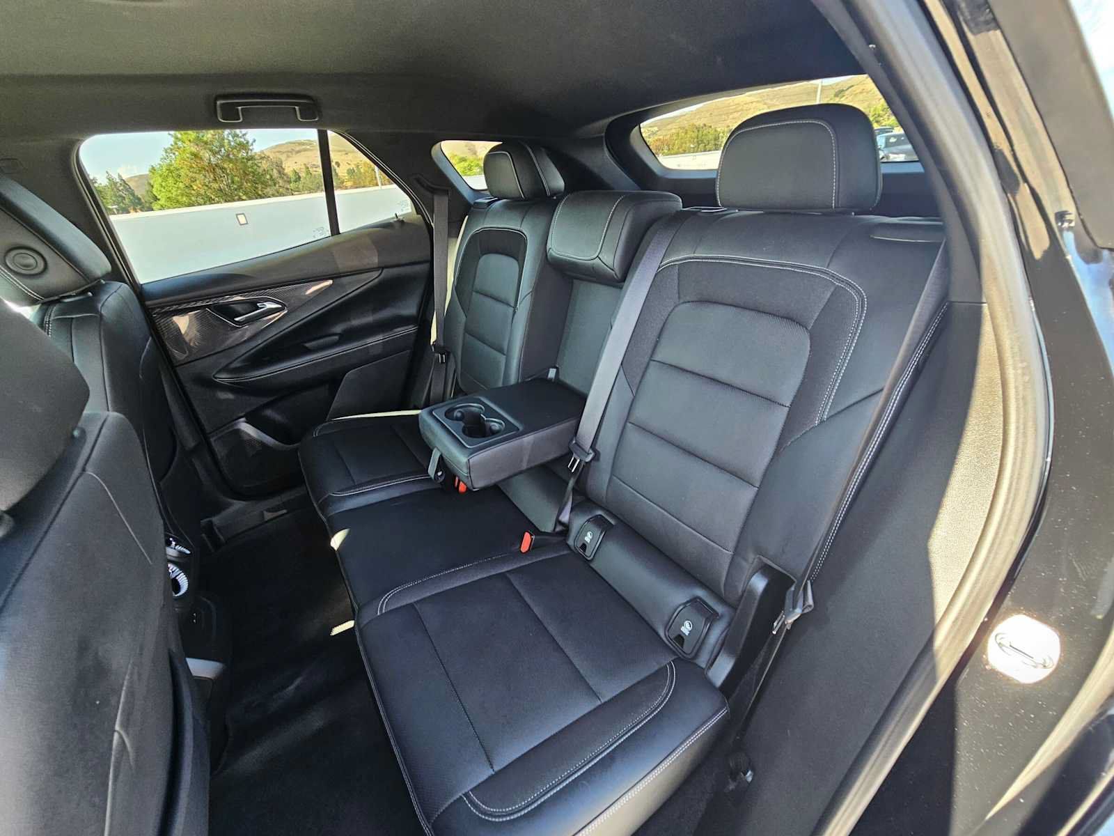 Used 2024 Chevrolet Blazer EV LT AWD/4WD image 17
