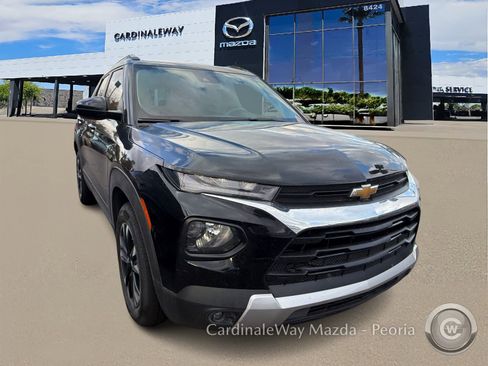 Used 2023 Chevrolet TrailBlazer LT w/ Convenience Package image 4