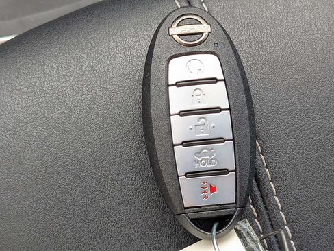 Used 2025 Nissan Altima 2.5 SL FWD image 31