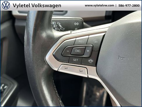 Used 2020 Volkswagen Atlas Cross Sport SE image 23