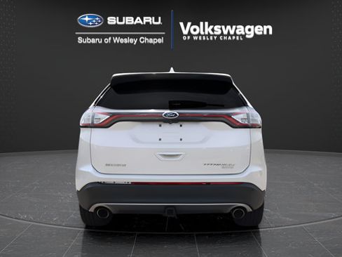 Used 2017 Ford Edge Titanium w/ Equipment Group 301A FWD image 7