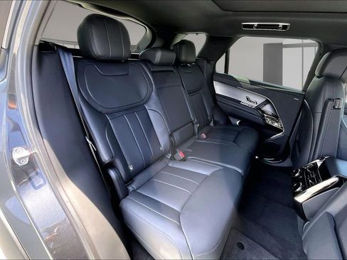 New 2026 Land Rover Range Rover Sport SE AWD/4WD image 10