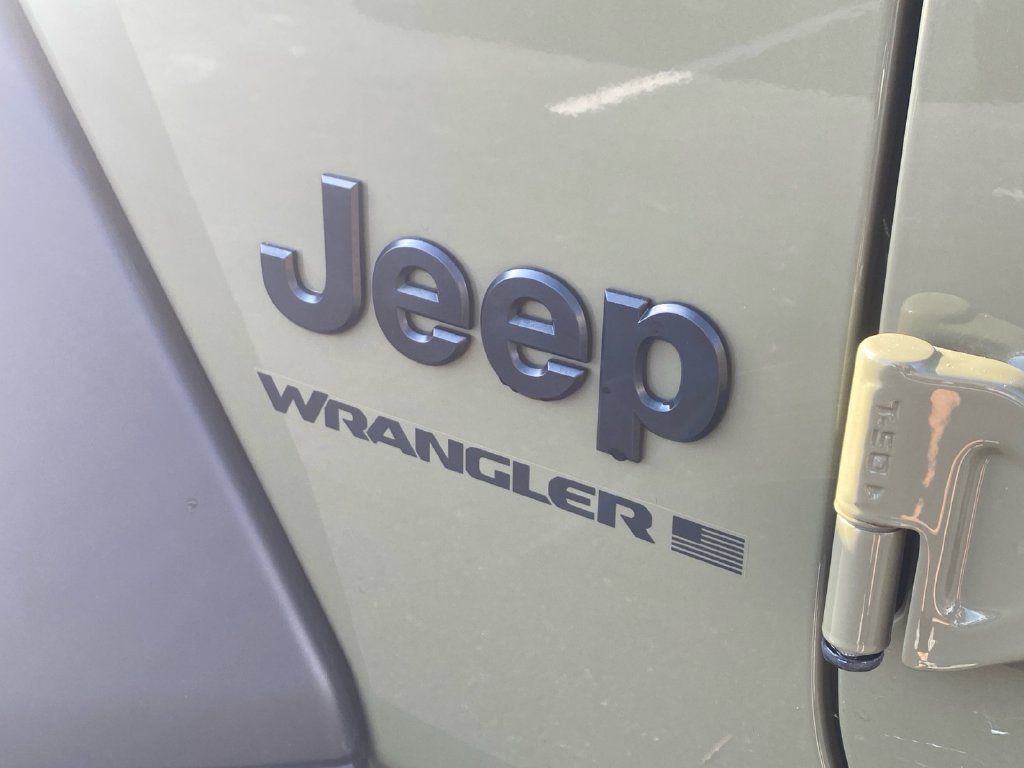 Used 2025 Jeep Wrangler Sport AWD/4WD image 26