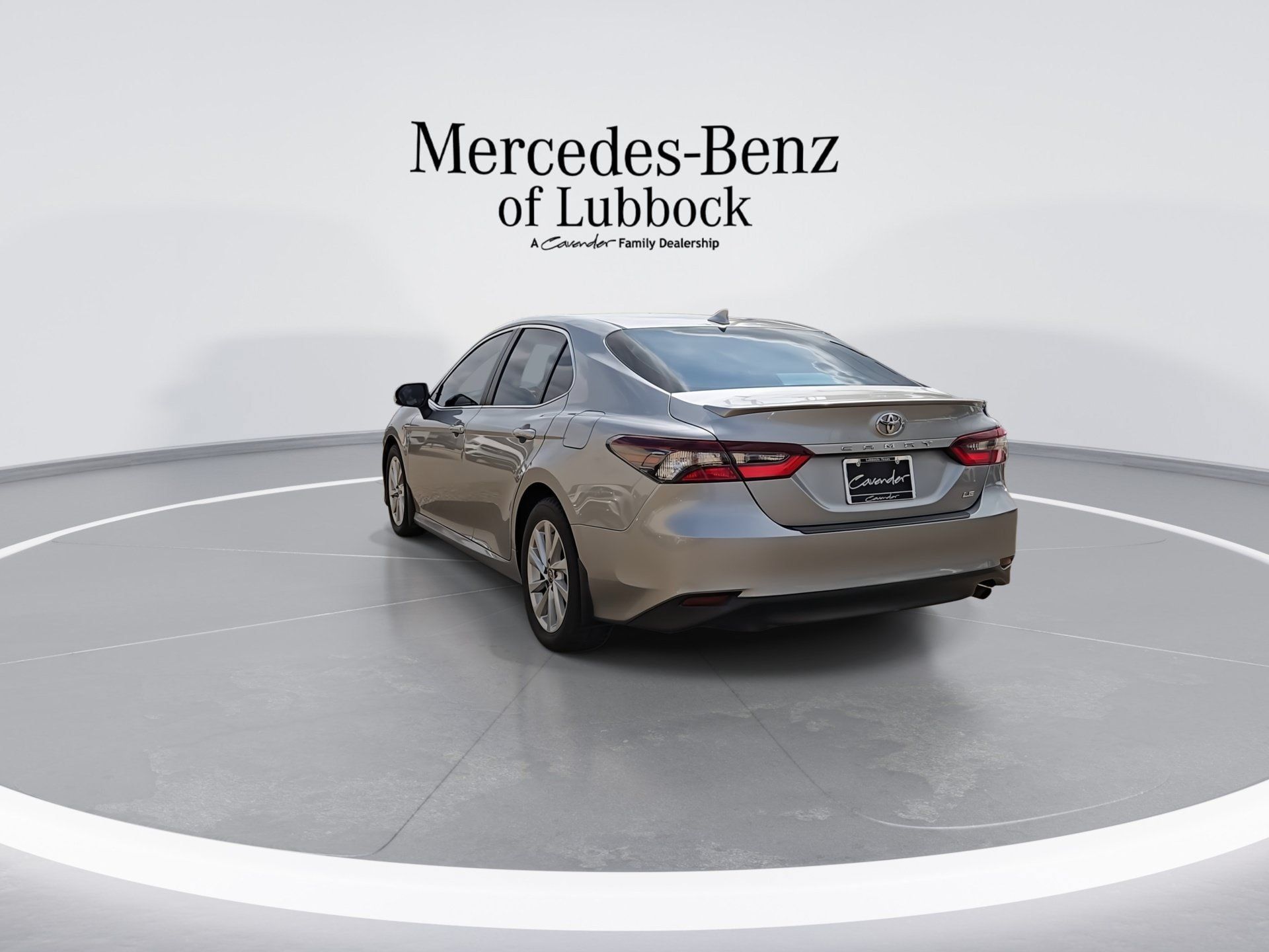 Used 2023 Toyota Camry LE FWD image 7